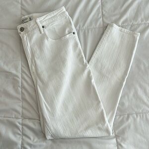 A&F Curve Love High Rise Super Skinny Ankle Jean
